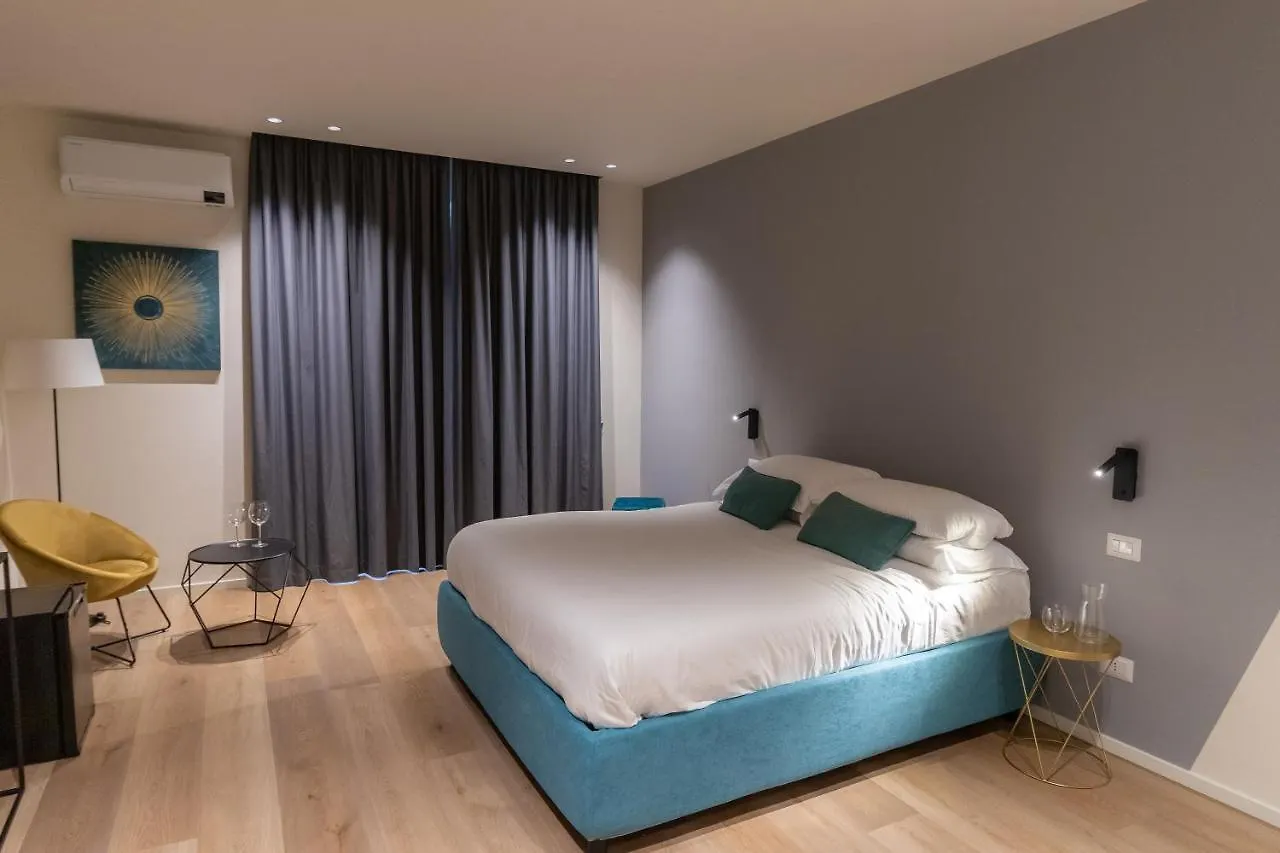 Bed & Breakfast Bed and Breakfast Pasubio Quattro Bb CTA